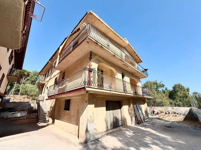Casa con 6 locali in vendita in Contrada Sicciarotta, Balestrate