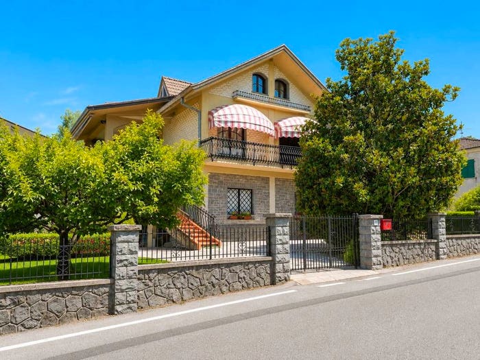 Casa con 6 locali in vendita in Pieve San Lorenzo, Minucciano