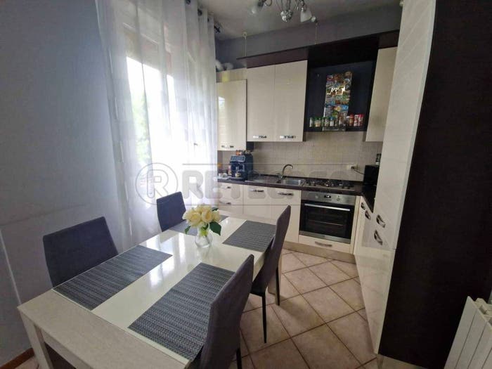 Appartamento trilocale in vendita in Via Giuseppina, Giuseppina Villetta, Cremona
