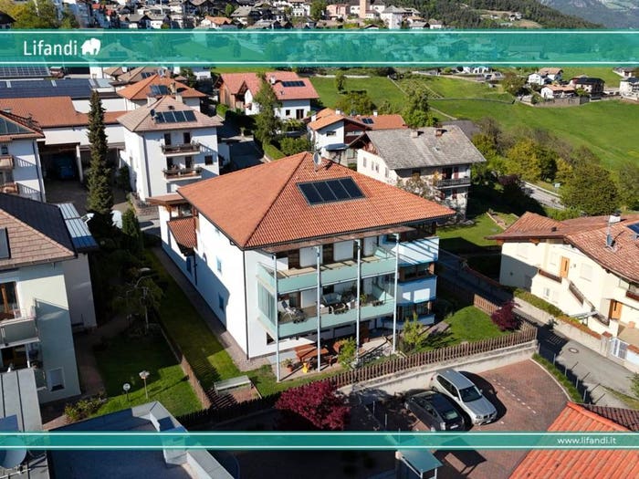 Casa quadrilocale in vendita in Kreuzweg, Centro, San Genesio Atesino