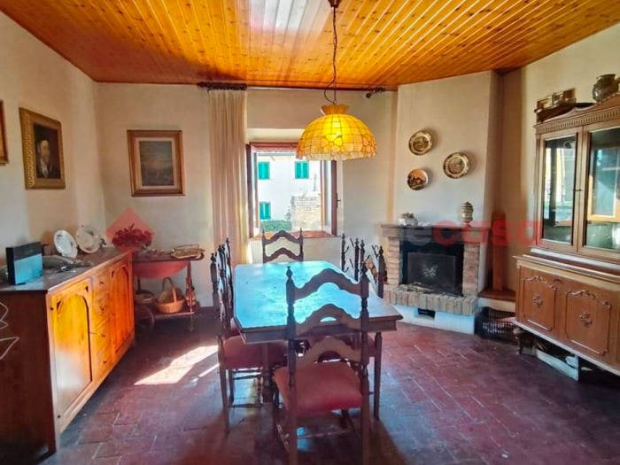 Appartamento con 5 locali in vendita in Via Spartaco Lavagnini, Castelnuovo D'elsa, Castelfiorentino