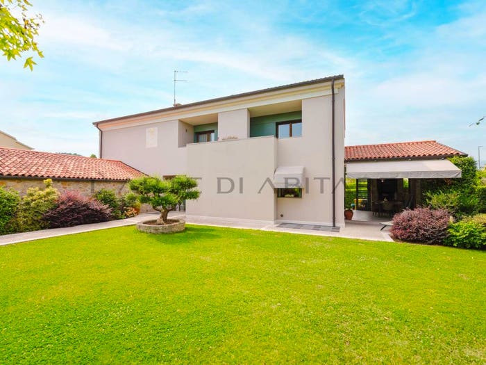Casa con 6 locali in vendita in Via Dolomiti, Moro, San Pietro di Feletto