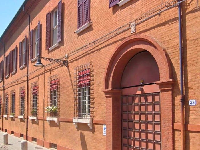 Appartamento con 6 locali in vendita in Corso Ercole I d'Este, San Benedetto, Ferrara