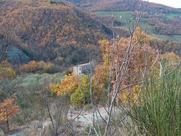 Casa quadrilocale in vendita in Frazione Porziano, Porziano Pian della Pieve San Presto, Assisi