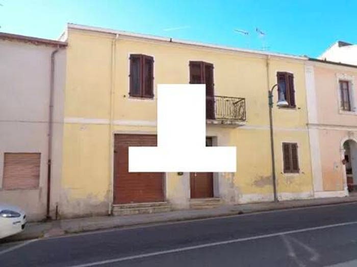 Casa quadrilocale in vendita in Via Carlo Felice, Torralba