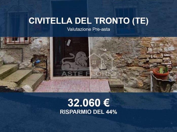 Appartamento con 6 locali in vendita in Frazione Ponzano, Centro, Civitella del Tronto