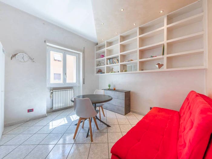 Appartamento trilocale in vendita in Via Galeazzo Sommi Picenardi, Ostia Levante, Roma