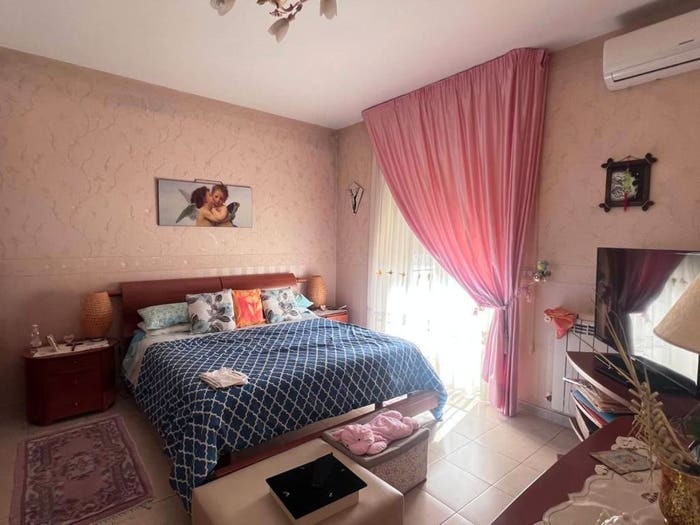 Appartamento quadrilocale in vendita in Palermo Indipendenza, Catania