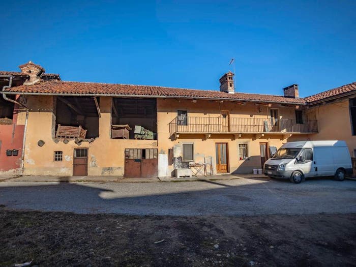 Casa quadrilocale in vendita in Strada Tetti Roccia, Savigliano