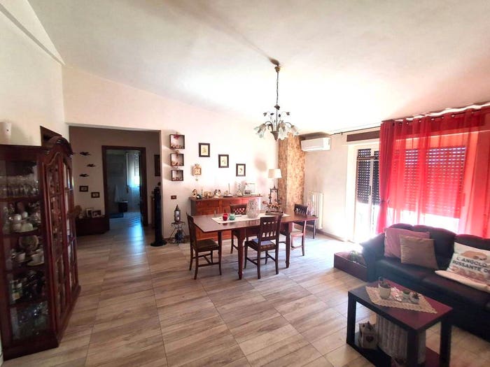Appartamento trilocale in vendita in Via Colle Nasone, Cecchina, Albano Laziale