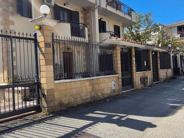 Casa con 6 locali in vendita in Via Pasquale Brignola, Casolla, Caserta