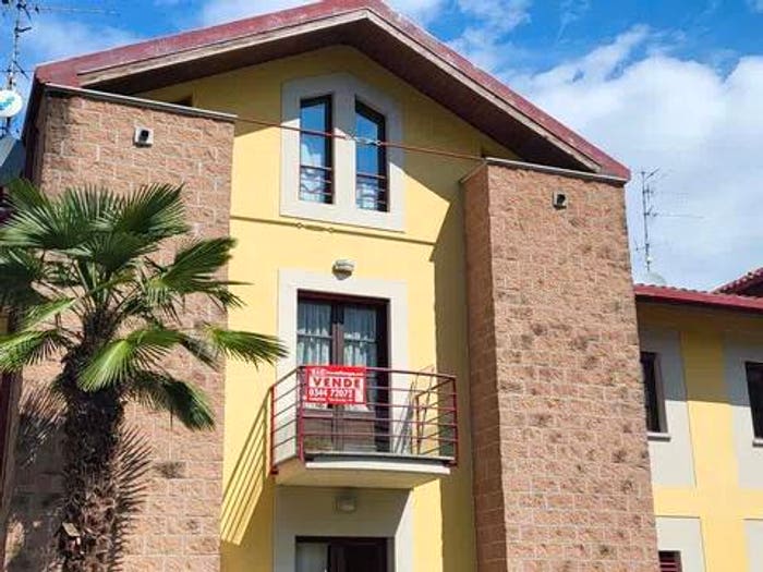 Appartamento quadrilocale in vendita in Via Cuccio, Centro, Porlezza