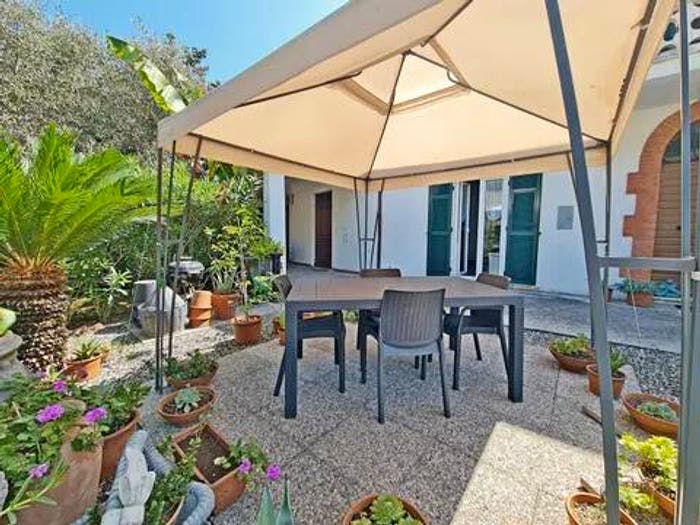 Appartamento con 6 locali in vendita in Via Provinciale, Pugliola Solaro, Lerici