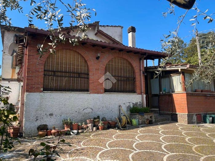Casa con 5 locali in vendita in Via di Colle Selva, Gallicano nel Lazio
