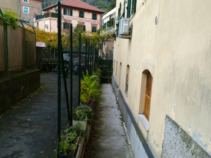 Appartamento con 5 locali in vendita in Via Benedetto da Porto, Struppa, Genova