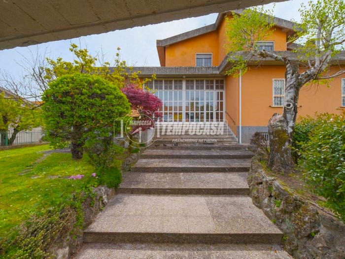 Casa con 6 locali in vendita in Via Cesare Pavese, Centro, Nepi