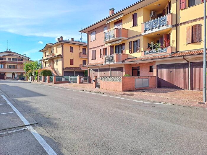 Appartamento trilocale in vendita in Via Ferruccio Parri, Centro, Ravarino