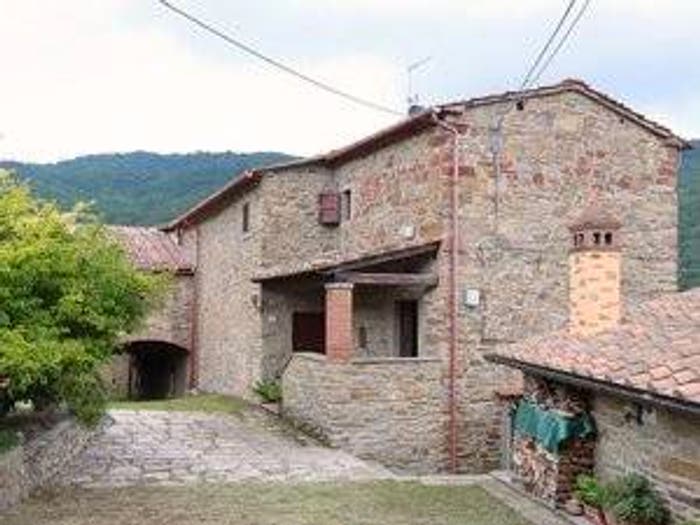 Casa trilocale in vendita in Località Ristonchia, Castiglion Fiorentino