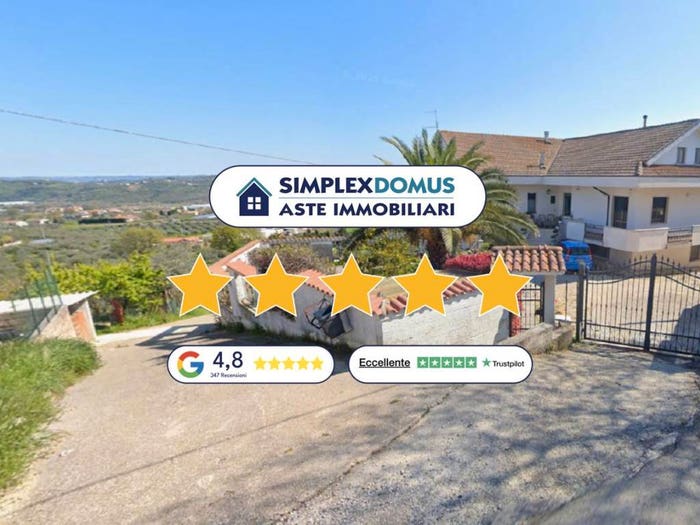 Appartamento con 6 locali in vendita in Raieta, Collecorvino