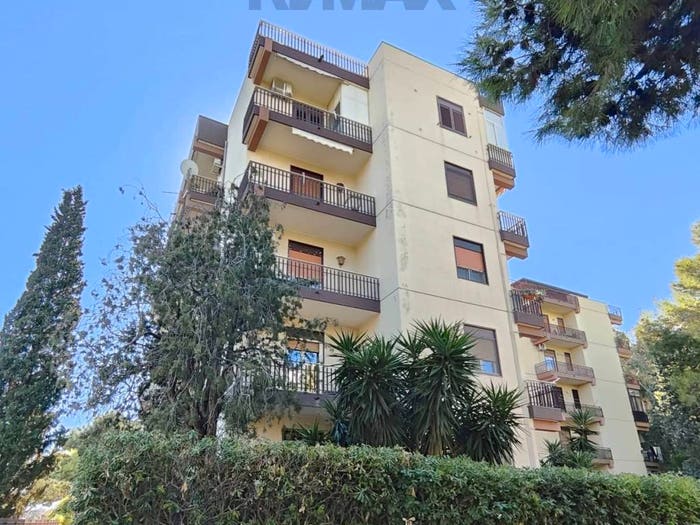 Appartamento trilocale in vendita in Palermo Indipendenza, Catania