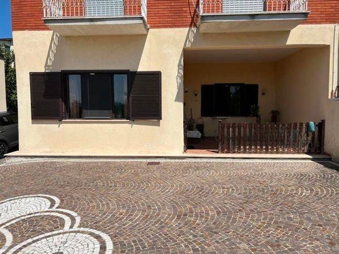 Casa con 5 locali in vendita in Caiazzo