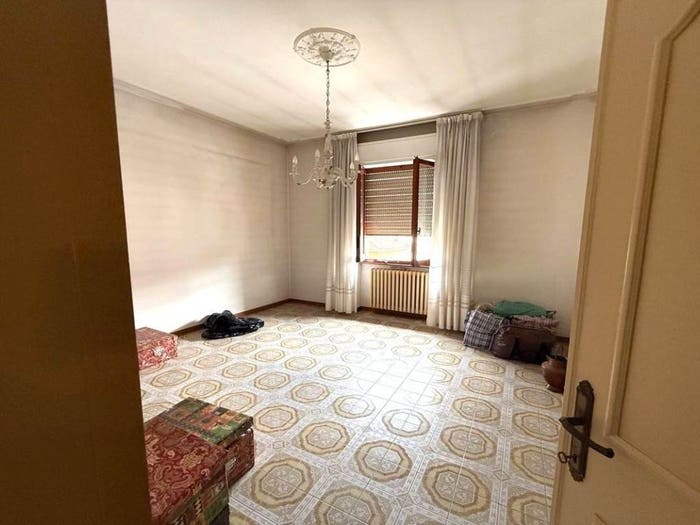 Appartamento con 6 locali in vendita in Via B Gozzoli, Semicentro Zona Stadio, Certaldo