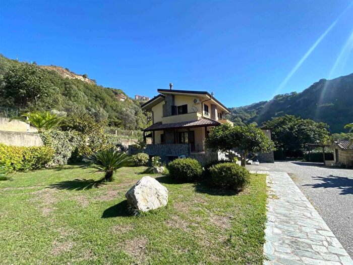 Casa con 6 locali in vendita in Sant'Antonio De Filippis, Catanzaro