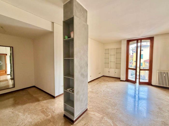 Appartamento con 5 locali in vendita in Via Anton Maria Viani, Centro, Mantova
