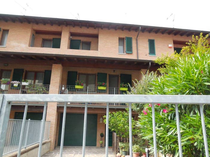 Casa quadrilocale in vendita in Piazza Guglielmo Marconi, Centro, Paullo