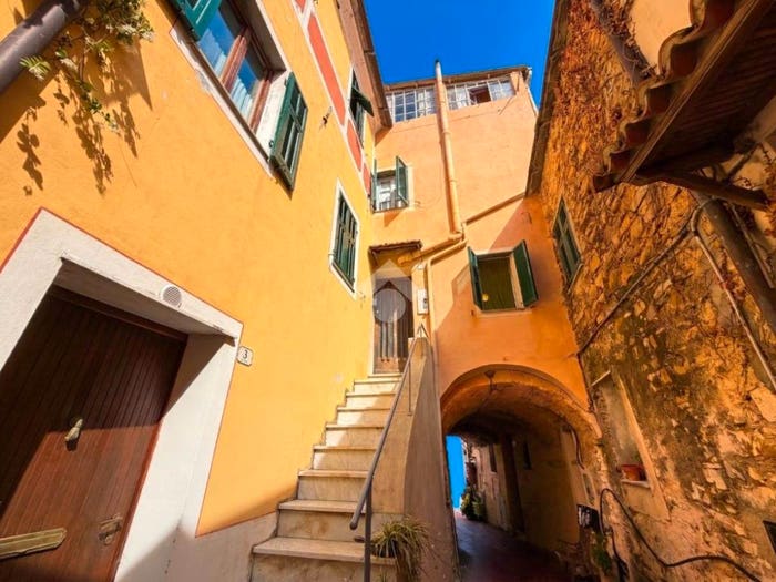 Appartamento con 5 locali in vendita in Via san giacomo, Centro, Costarainera