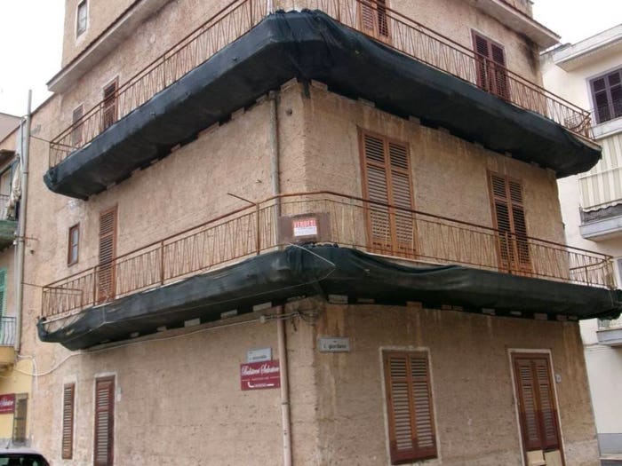 Casa quadrilocale in vendita in Via Torquato Tasso, Centro, Bagheria