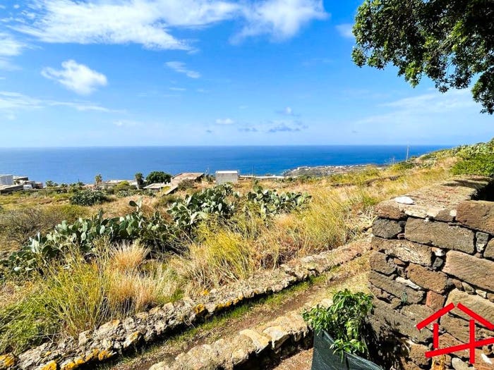 Casa trilocale in vendita in Vicolo Zighidì, Scauri, Pantelleria