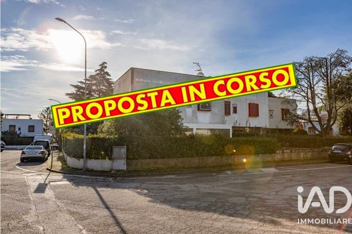 Appartamento trilocale in vendita in Via dei Tigli, Svarchi, Numana