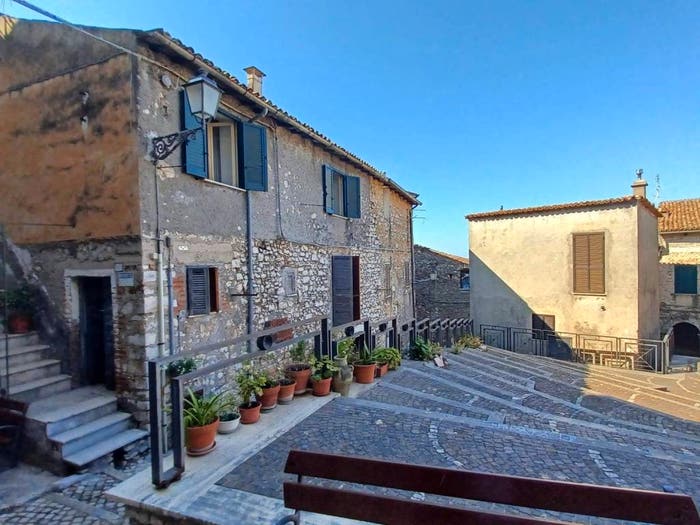 Appartamento quadrilocale in vendita in Via Novembre, Maenza