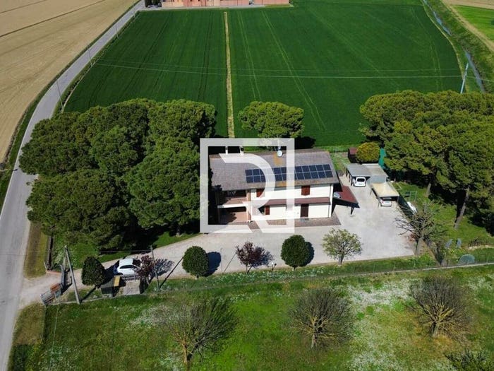 Casa con 5 locali in vendita in Casemurate, Forlì