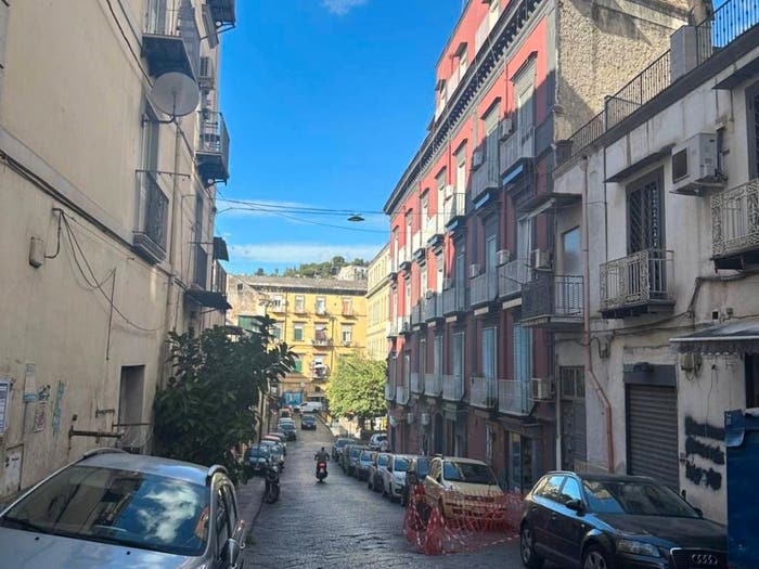 Appartamento trilocale in vendita in Via Antonio Villari, Sanità, Napoli