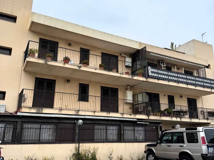 Appartamento trilocale in vendita in Strada Comunale Sperone, Faro Superiore Sperone, Messina