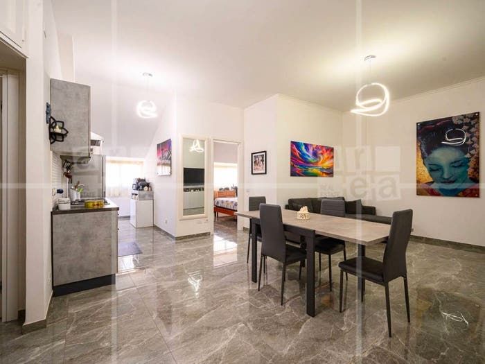 Appartamento trilocale in vendita in Via Vaiano, Magliana, Roma