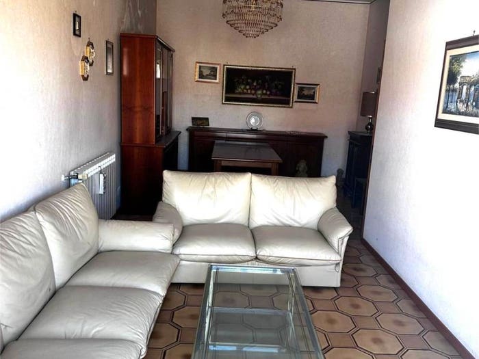 Appartamento trilocale in vendita in Via Rinaldo Baratta, Paternò
