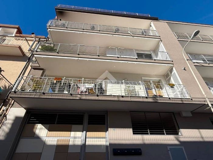 Appartamento quadrilocale in vendita in Via Giolitti, Frattamaggiore