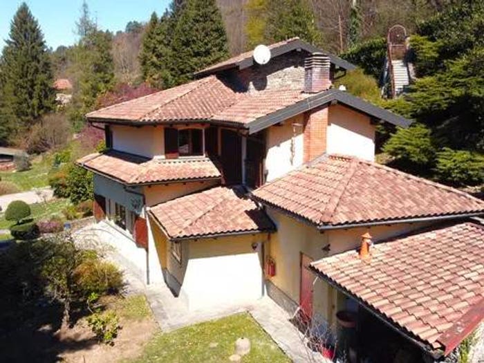 Casa con 6 locali in vendita in Via Sorti, Bosco Valtravaglia, Montegrino Valtravaglia