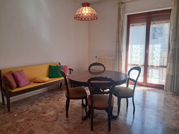 Appartamento con 6 locali in vendita in Via Remo Cacioli, Centro, Cetona