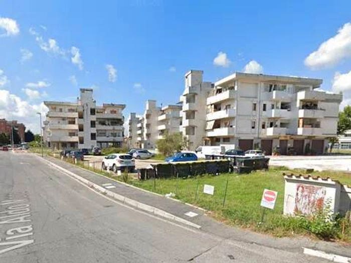 Appartamento trilocale in vendita in Via Salaria, Monterotondo Scalo, Monterotondo