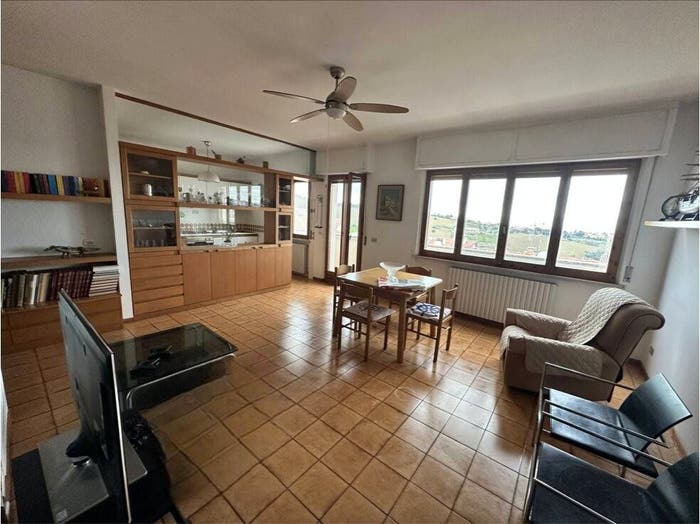Appartamento con 6 locali in vendita in Via Alessandro Maggini, Pinocchio, Ancona