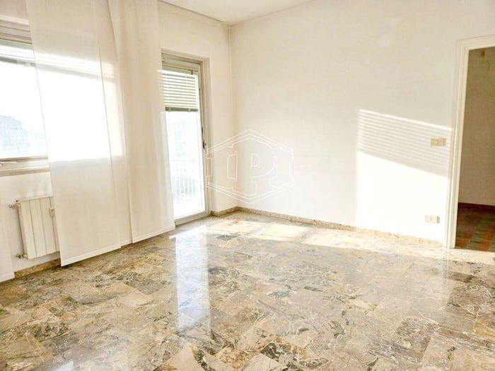 Appartamento con 6 locali in vendita in Via Giuseppe Berio, Oneglia, Imperia