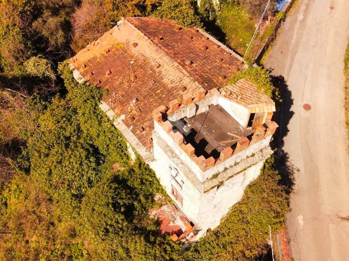 Casa con 6 locali in vendita in Località Carbonara, Centro, Bolano