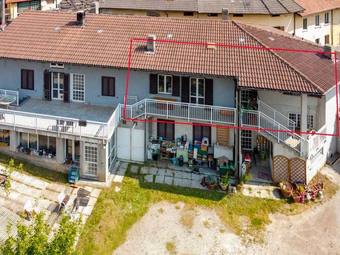 Appartamento trilocale in vendita in Via Umberto I, Baratte, Villar Focchiardo