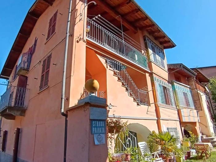 Casa con 6 locali in vendita in Entracque