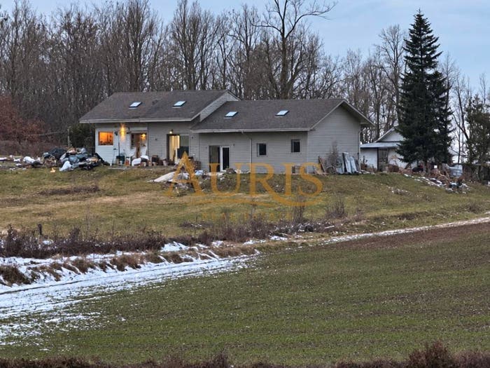 Casa con 6 locali in vendita in Strada della Cicala, Bra