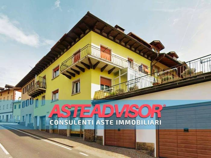 Appartamento con 6 locali in vendita in Frazione Castello di Fiemme Via Roma, Castello Di Fiemme, CastelloMolina di Fiemme